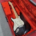 Fender American Standard Stratocaster Left-Handed with Maple Fretboard 1989 with Case – Black