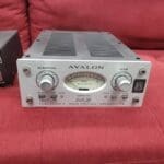 Avalon M5 Microphone Preamplifier -package