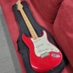 Fender California Stratocaster with Maple Fretboard with Gigbag 1997 – Candy Apple Red