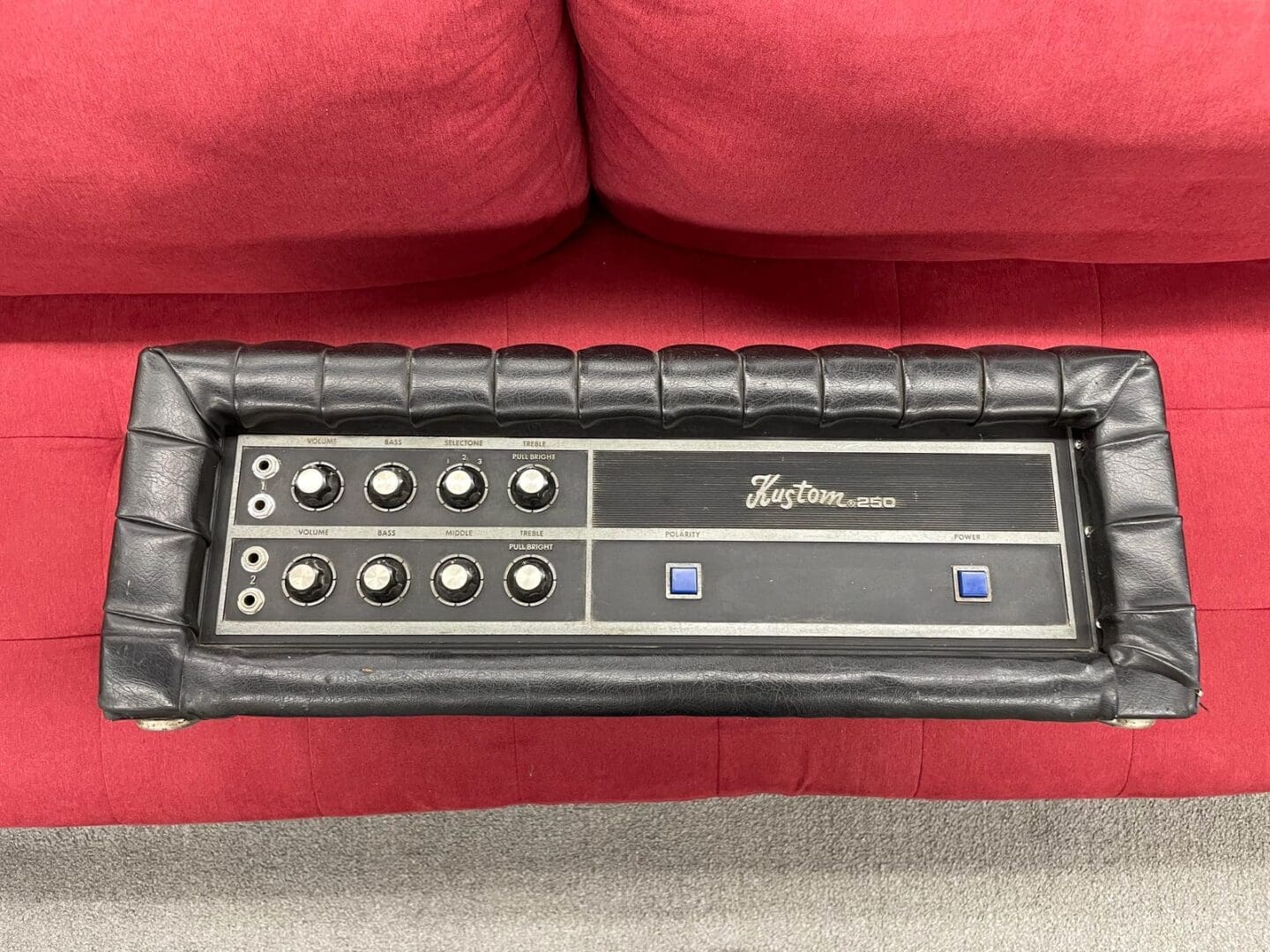 Kustom K250-1 Bass Amp Head 1970’s - Black Tuck & Roll Used – Good Price$349.99 Local Pickup Only