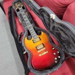 Gibson SG Supreme with Case 2004 - Lava Burst