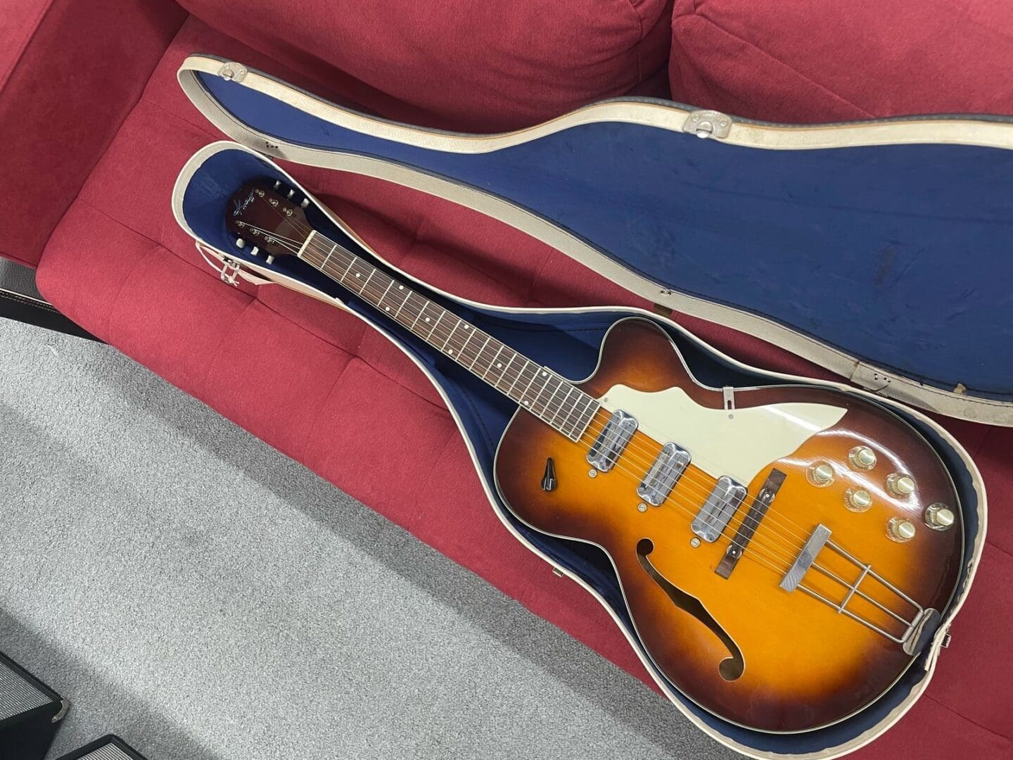 1960 Kay K6980 Swingmaster Three "Speed Bump" Pickups - Sunburst