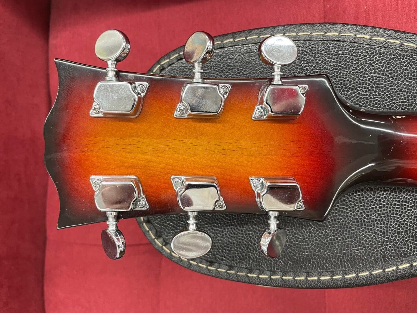 Univox Pro ES-175 Copy - Sunburst w/ Case - Image 20