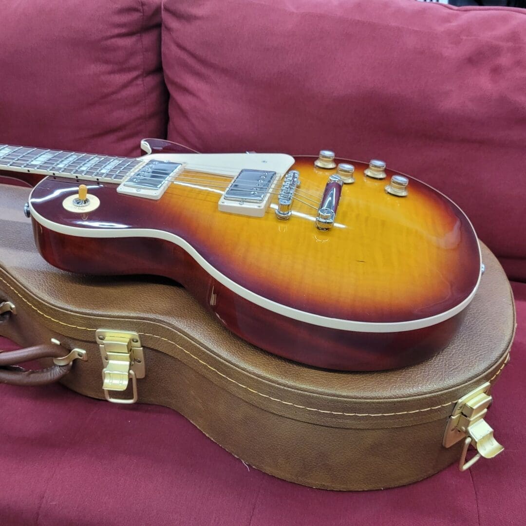 Gibson Les Paul Standard '60s AAA Flame Top 2021 - Bourbon Burst - Image 11