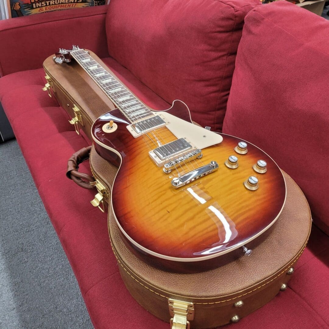 Gibson Les Paul Standard '60s AAA Flame Top 2021 - Bourbon Burst - Image 8