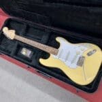 Fender Yngwie Malmsteen Stratocaster with Scalloped Rosewood Fingerboard 2017 – Vintage White