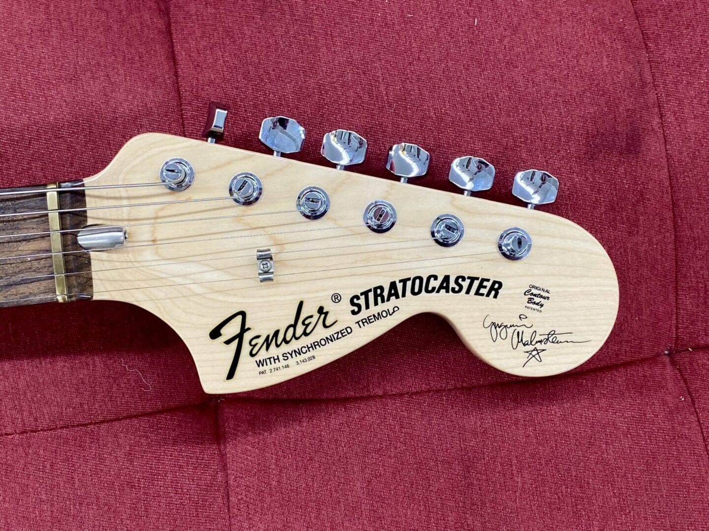 Fender Yngwie Malmsteen Stratocaster with Scalloped Rosewood Fingerboard 2017 - Vintage White - Image 15