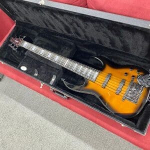 Carvin LB76 6-String Bass Guitar 1996-98 - Sunburst w/ Roland GK-3 Pickup
