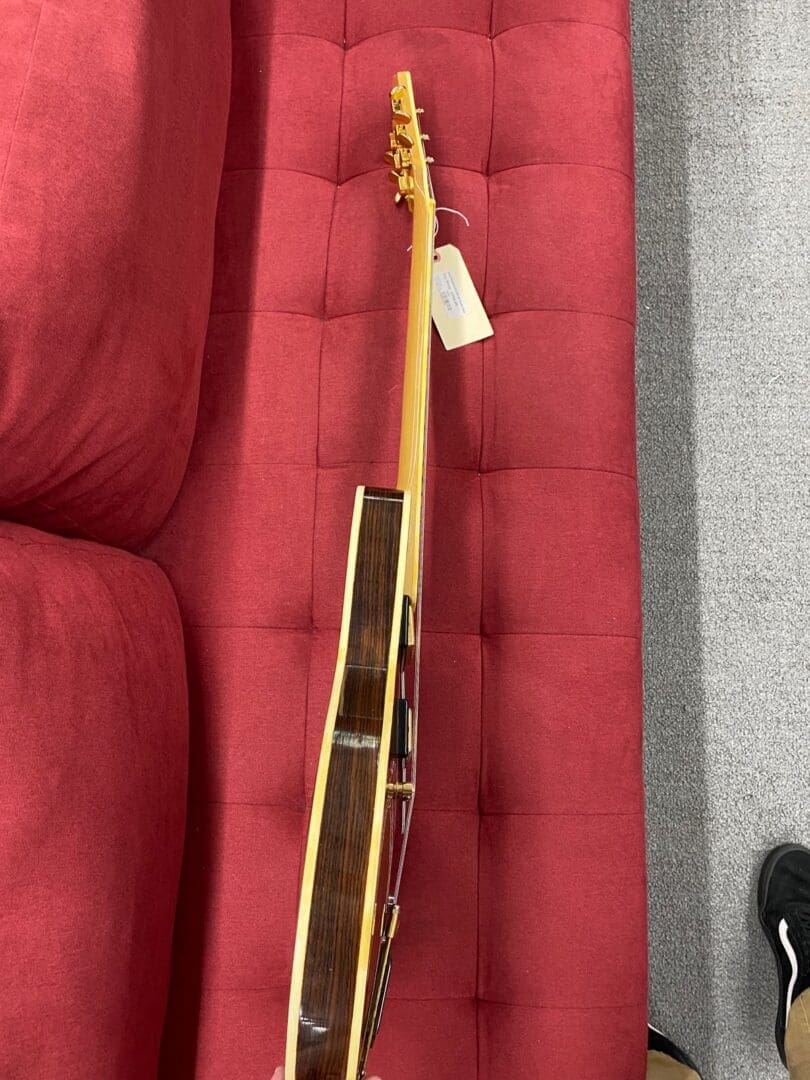 Ventura V-1502 Al Ciaola Copy Electric Guitar 1970's - Walnut w/ Case Made in Japan - Image 3