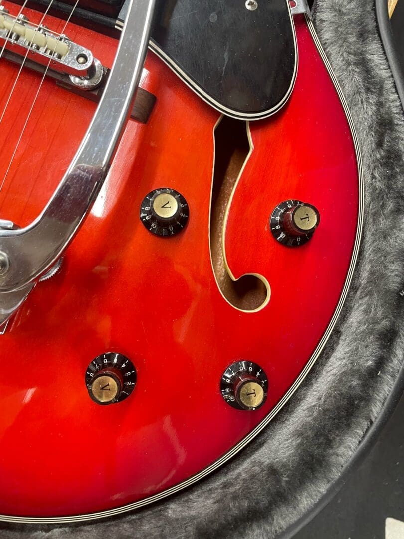 Epiphone 5102TE 1970-71 Semi-Hollow Electric Guitar - Redburst w/ Case - Image 12