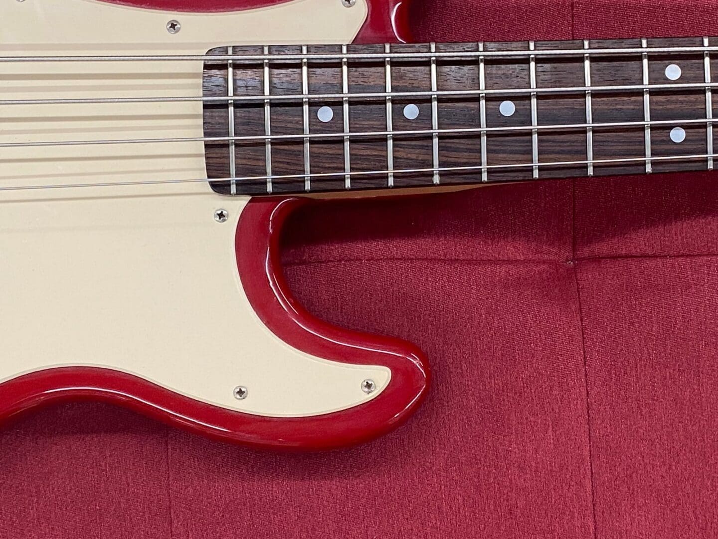 Squier by Fender 50th Anniversary P-Bass 1996 - Torino Red - Image 13