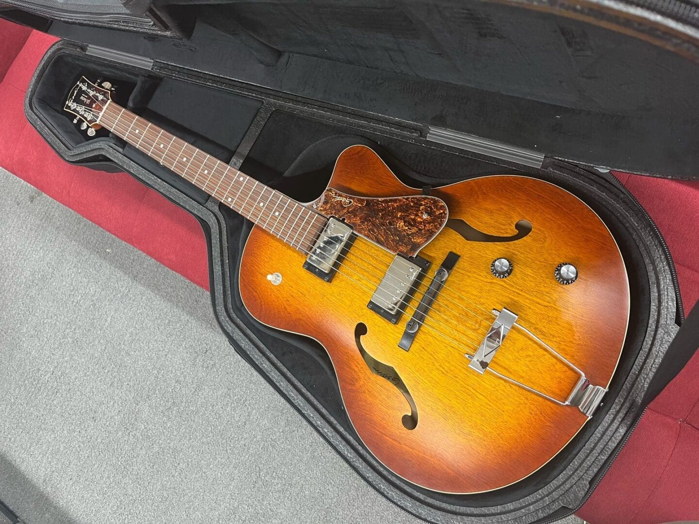 Godin 5th Avenue CW