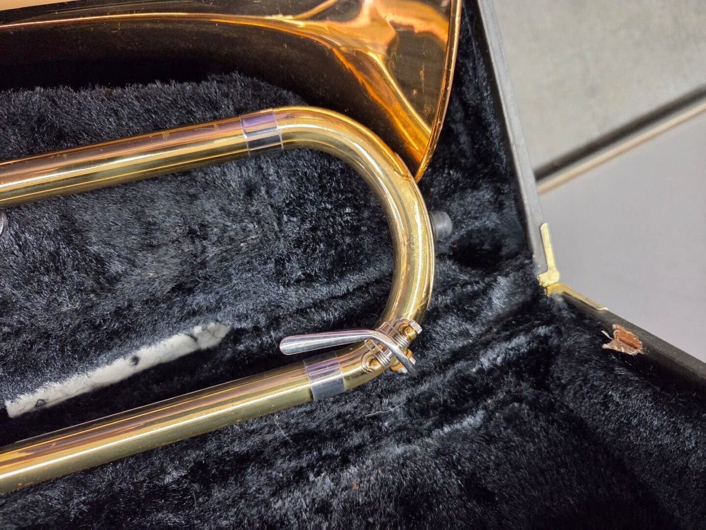 Yamaha YSL548G - F rotor trombone gold brass bell - Image 9