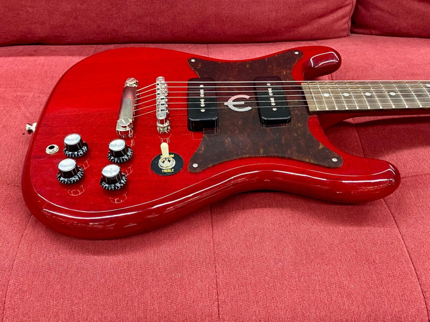 Epiphone Wilshire P-90s Electric Guitar 2021 - Cherry - Image 4