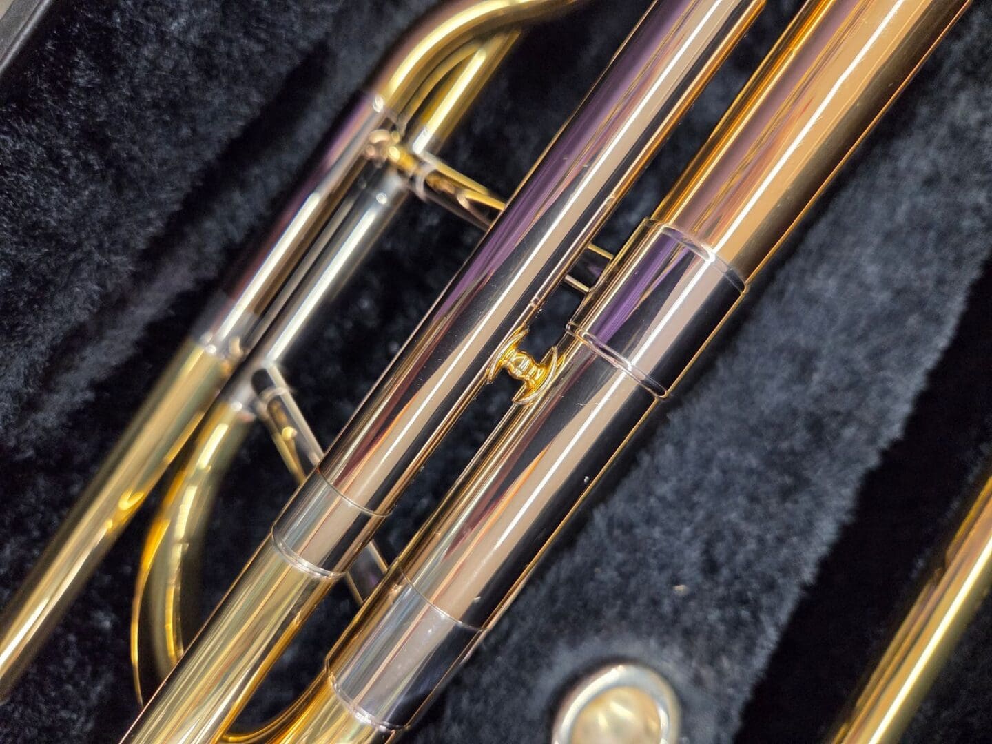 Yamaha YSL548G - F rotor trombone gold brass bell - Image 12