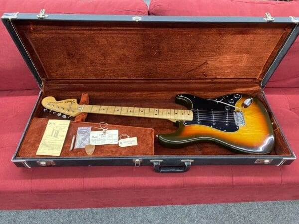 1979 Fender Stratocaster - Sunburst w/ Case - Refretted - Victor Litz